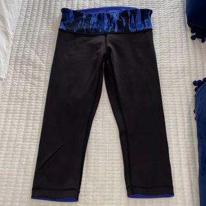Lululemon reversible cropped leggings